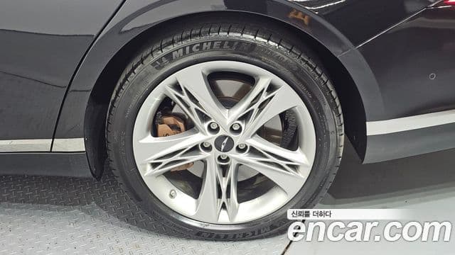 Genesis G90 (RS4) бензин 3.5 турбо e-S/C AWD, 2023 все фото