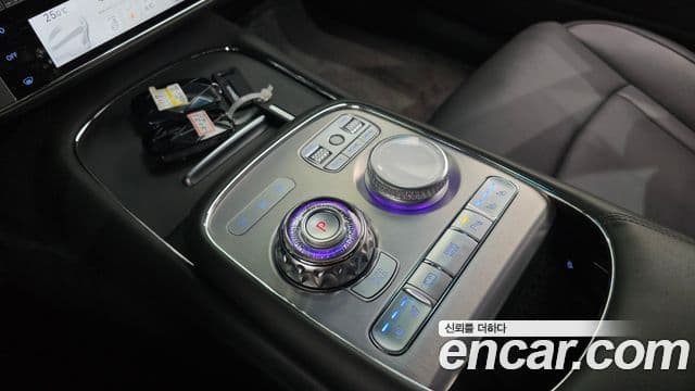 Genesis G90 (RS4) бензин 3.5 турбо e-S/C AWD, 2023 9