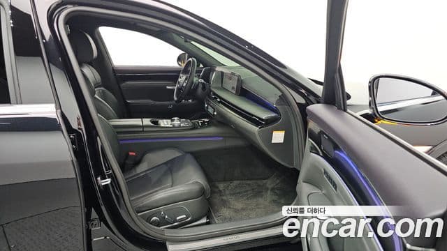 Genesis G90 (RS4) бензин 3.5 турбо e-S/C AWD, 2023 17