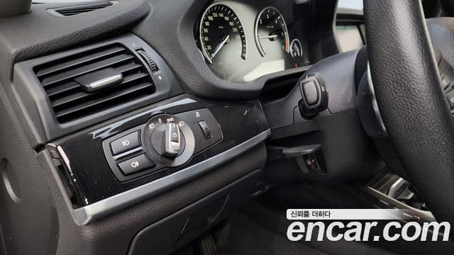 BMW X4 (F26), 2016 13