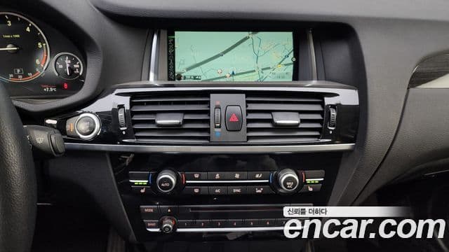 BMW X4 (F26), 2016 16