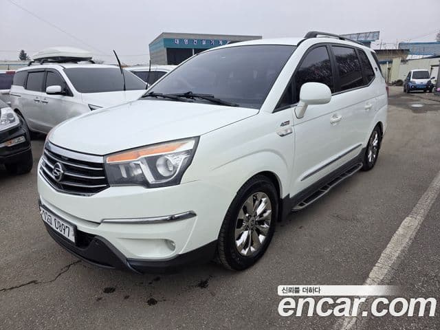 KG모빌리티(SsangYong) Korando 투리스모 4WD outdoor Edition 9인승, 2016 1