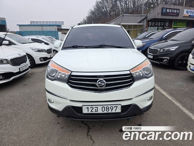 KG모빌리티(SsangYong) Korando 투리스모 4WD outdoor Edition 9인승, 2016 3