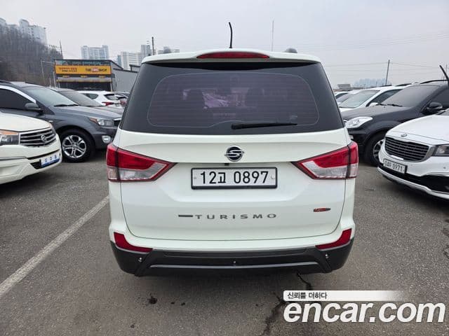 KG모빌리티(SsangYong) Korando 투리스모 4WD outdoor Edition 9인승, 2016 6