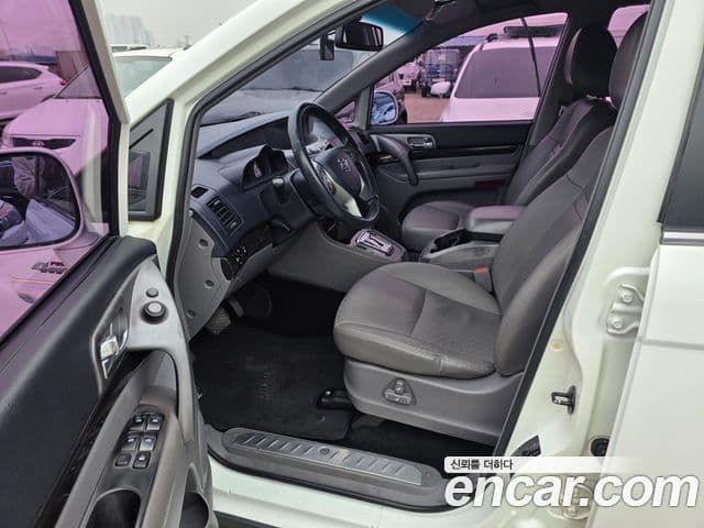 KG모빌리티(SsangYong) Korando 투리스모 4WD outdoor Edition 9인승, 2016 7