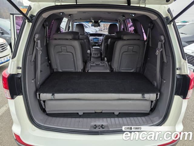 KG모빌리티(SsangYong) Korando 투리스모 4WD outdoor Edition 9인승, 2016 10