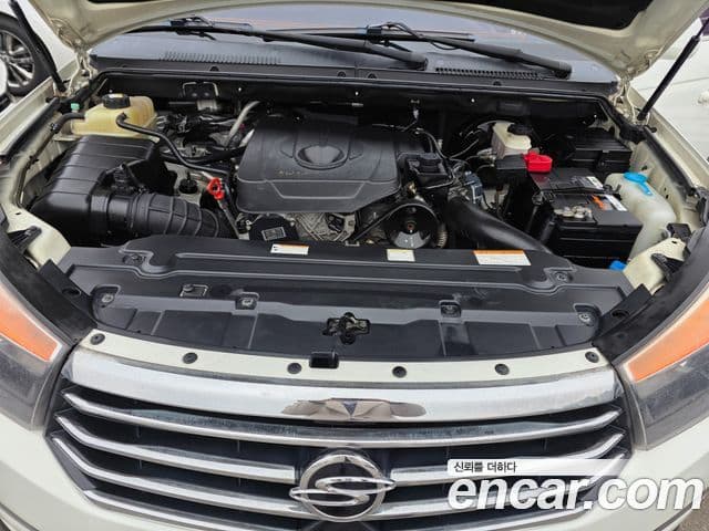 KG모빌리티(SsangYong) Korando 투리스모 4WD outdoor Edition 9인승, 2016 20