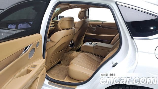 Genesis G80 (RG3) бензин 2.5 турбо 2WD, 2026 12