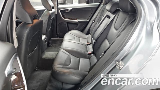 Volvo S60 2세대, 2018 12