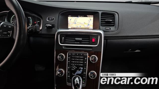 Volvo S60 2세대, 2018 14