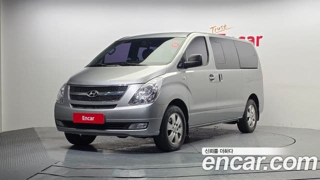 Hyundai Grand Starex CVX Luxury, 2015 1