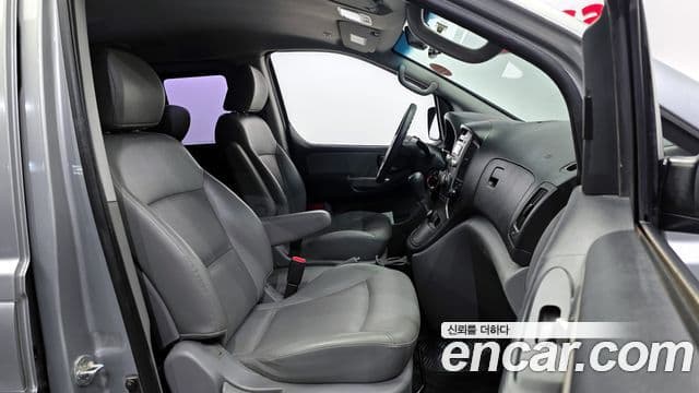 Hyundai Grand Starex CVX Luxury, 2015 11