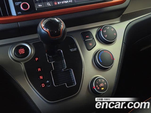 Kia The / новый New Ray Signature, 2021 13