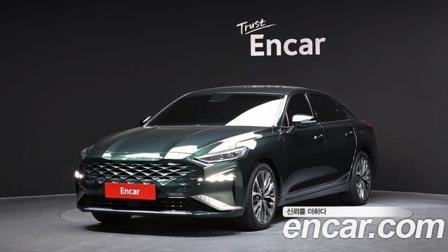 Kia K8 Signature, 2022 1