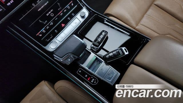 Audi A8 (D5) 55 TFSI Quattro LWB, 2020 9