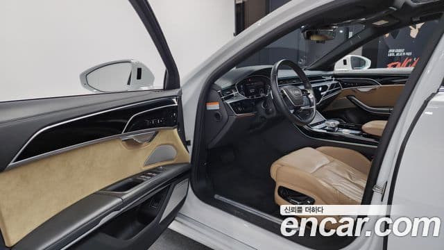 Audi A8 (D5) 55 TFSI Quattro LWB, 2020 10