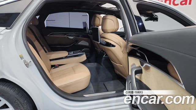 Audi A8 (D5) 55 TFSI Quattro LWB, 2020 12