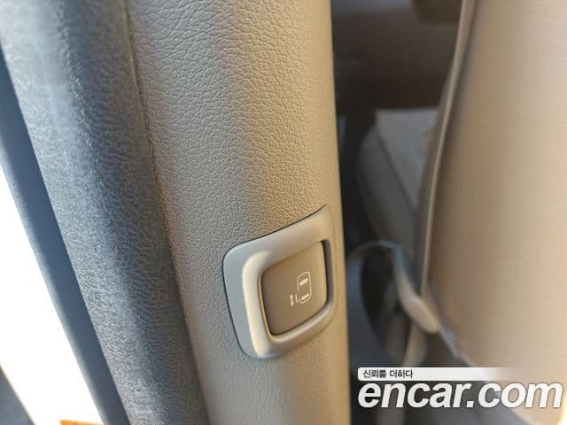 Kia The / новый New Carnival VIP, 2019 12