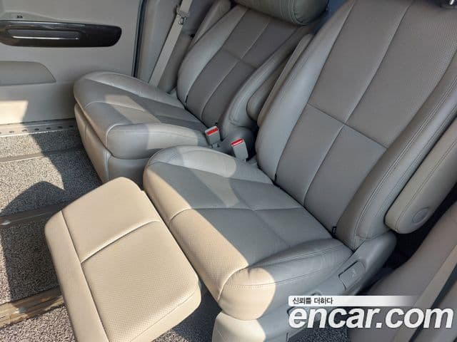 Kia The / новый New Carnival VIP, 2019 13