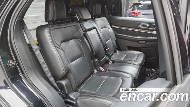Ford Explorer 5세대, 2017 12