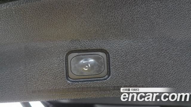 Ford Explorer 5세대, 2017 20