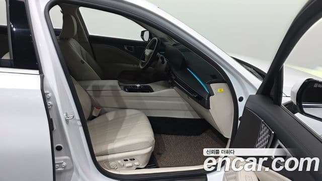 Kia The / новый New K8 Noblesse, 2025 11