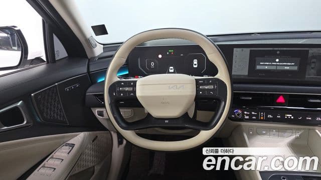 Kia The / новый New K8 Noblesse, 2025 13