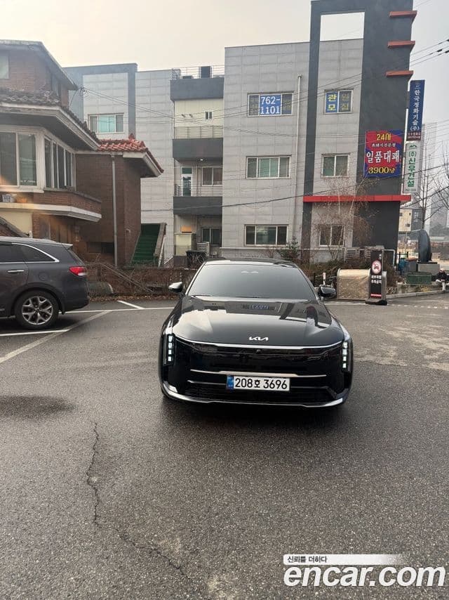 Kia The / новый New K8 Noblesse, 2026 3