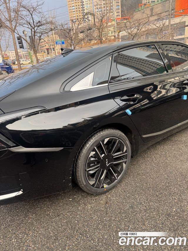 Kia The / новый New K8 Noblesse, 2026 все фото