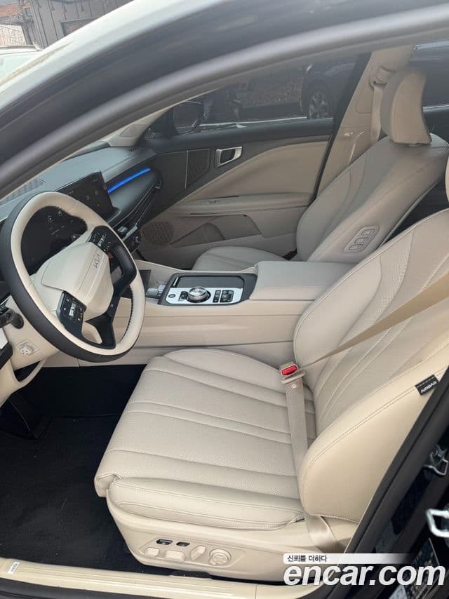 Kia The / новый New K8 Noblesse, 2026 8