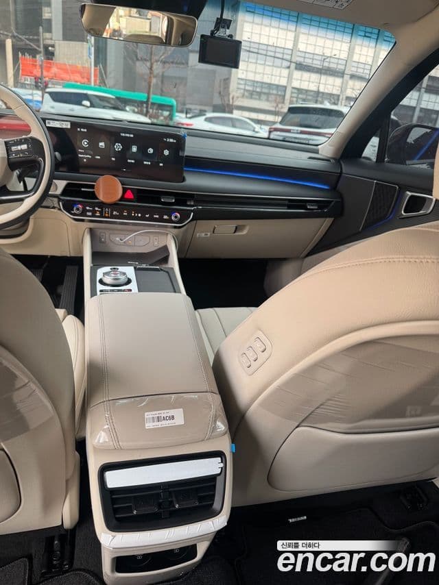 Kia The / новый New K8 Noblesse, 2026 14