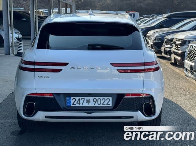 Genesis GV70, 2024 3