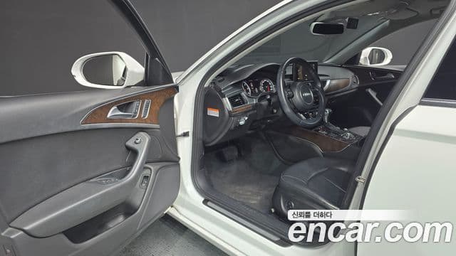 Audi New A6 C7, 2015 11