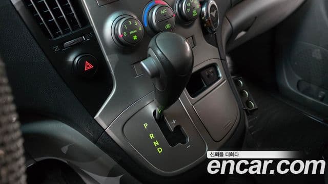 Hyundai Grand Starex CVX Premium, 2009 9