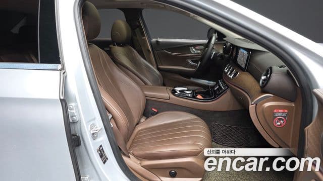 Mercedes-Benz E-класс W213 Exclusive, 2017 11
