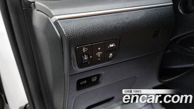 Kia K5 гибрид 3세대 Prestige, 2023 13