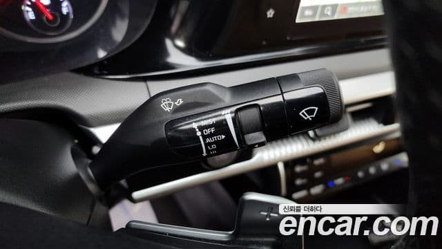 Kia K5 гибрид 3세대 Prestige, 2023 20