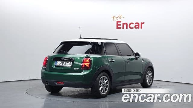 Mini Cooper 3세대, 2021 2
