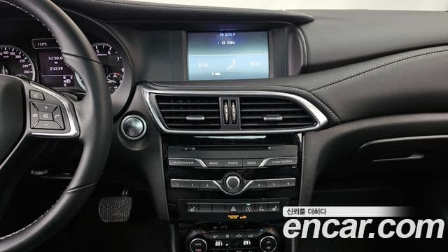 Infiniti Q30 2.0 Essential, 2019 15