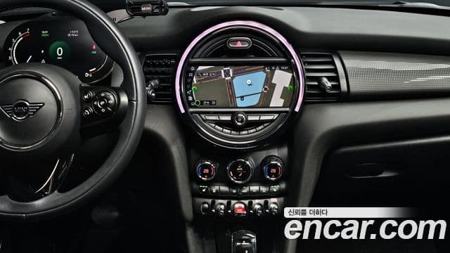 Mini Cooper 3세대, 2021 16