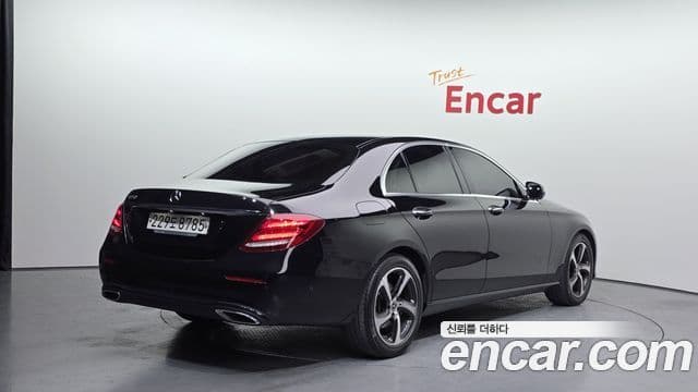 Mercedes-Benz E-класс W213 Avantgarde, 2020 2