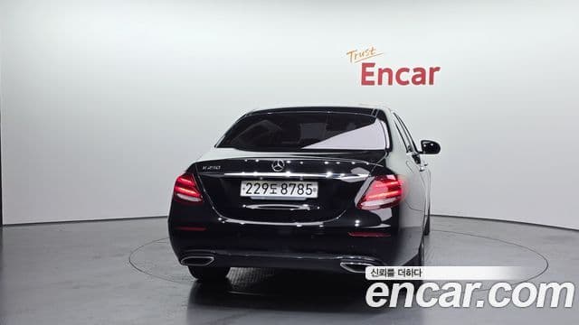 Mercedes-Benz E-класс W213 Avantgarde, 2020 4