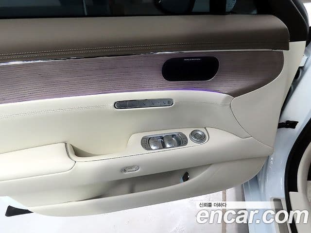 Genesis G90 (RS4) бензин 3.5 турбо AWD, 2025 13