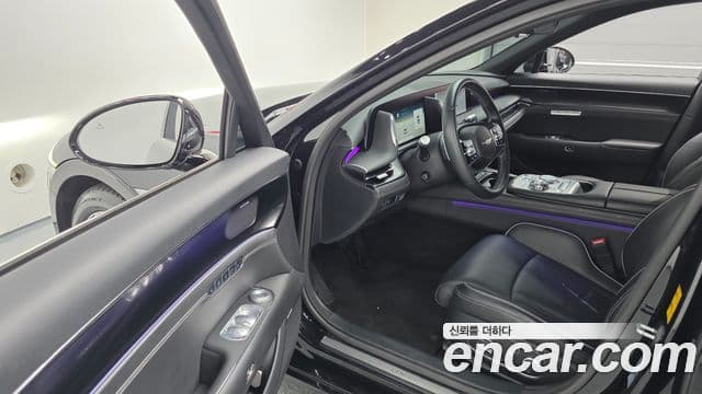 Genesis G90 (RS4) бензин 3.5 турбо AWD, 2023 11