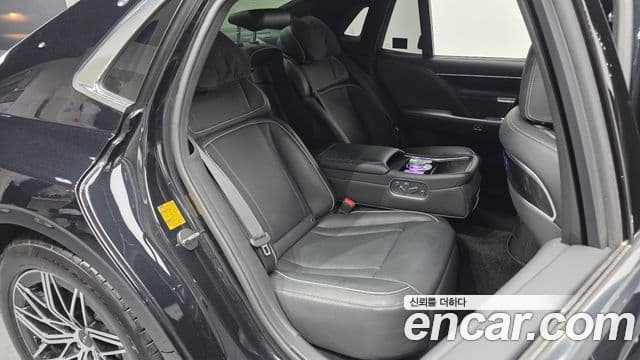 Genesis G90 (RS4) бензин 3.5 турбо AWD, 2023 12