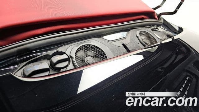 Porsche 911 (992) Carrera 4 кабриолет, 2020 6
