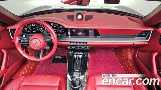Porsche 911 (992) Carrera 4 кабриолет, 2020 7