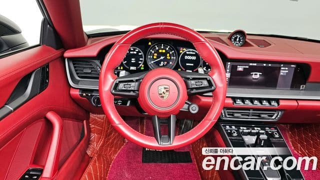 Porsche 911 (992) Carrera 4 кабриолет, 2020 13