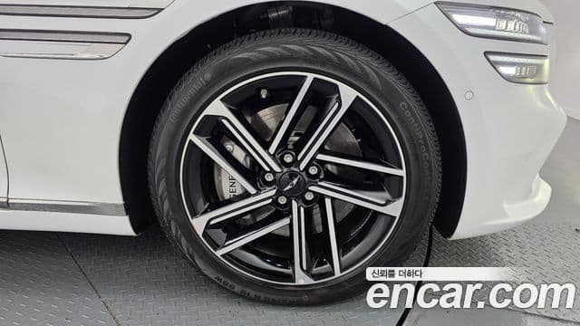 Genesis G80 (RG3) бензин 2.5 турбо AWD, 2026 все фото