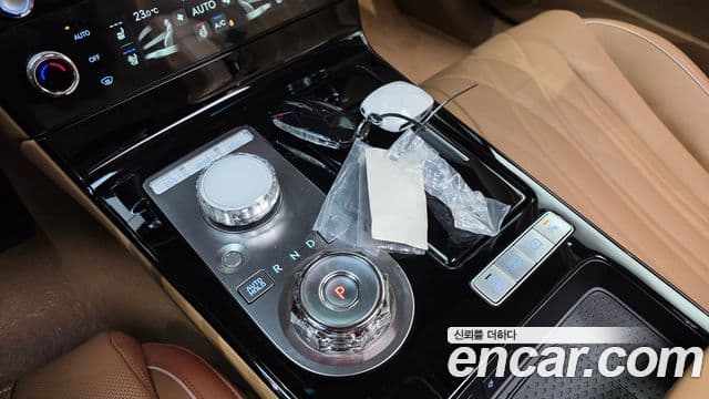 Genesis G80 (RG3) бензин 2.5 турбо AWD, 2026 9